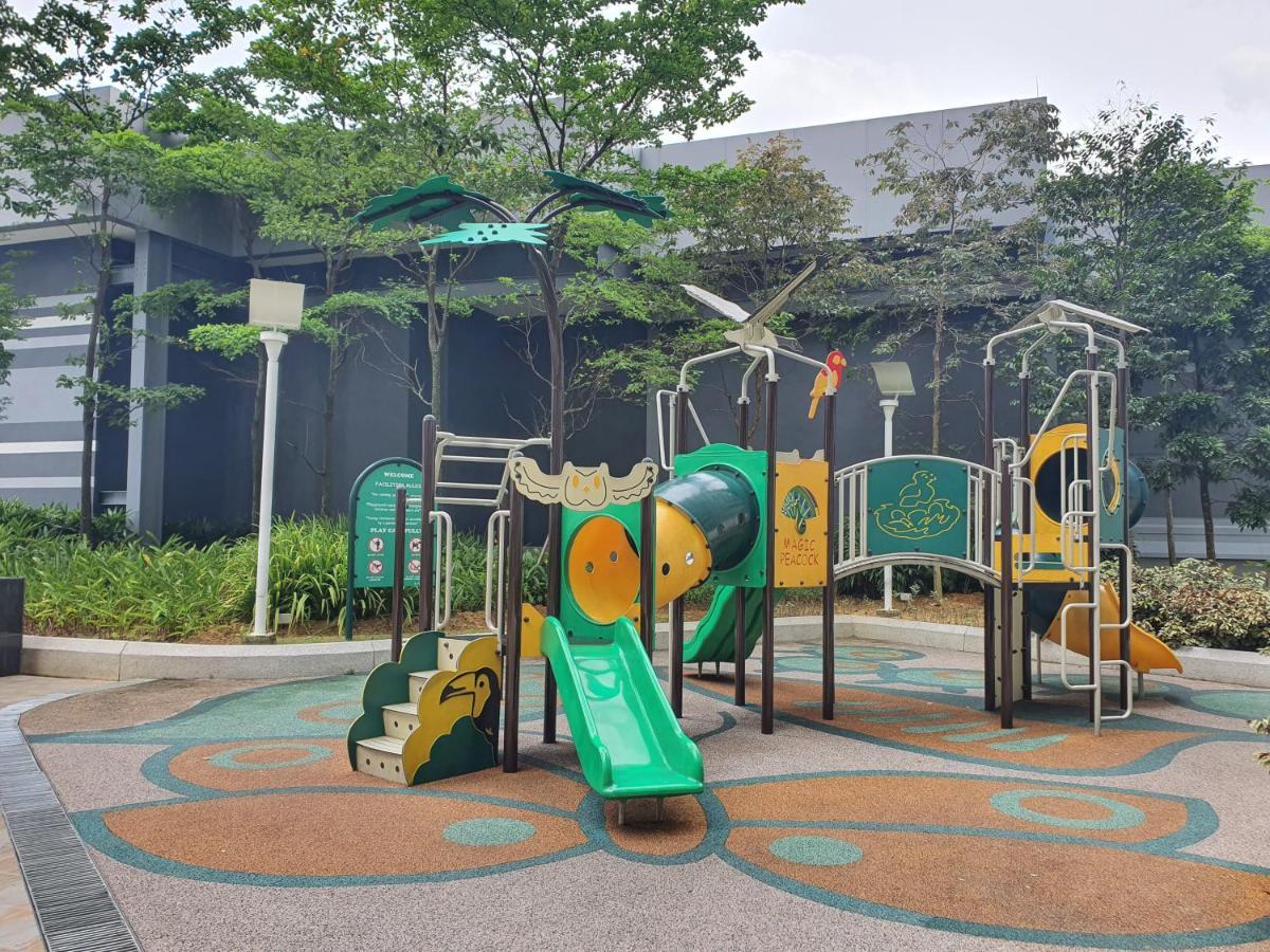 United Point 6 Pax Near Mont Kiara Desa Park Kepong Kuala Lumpur