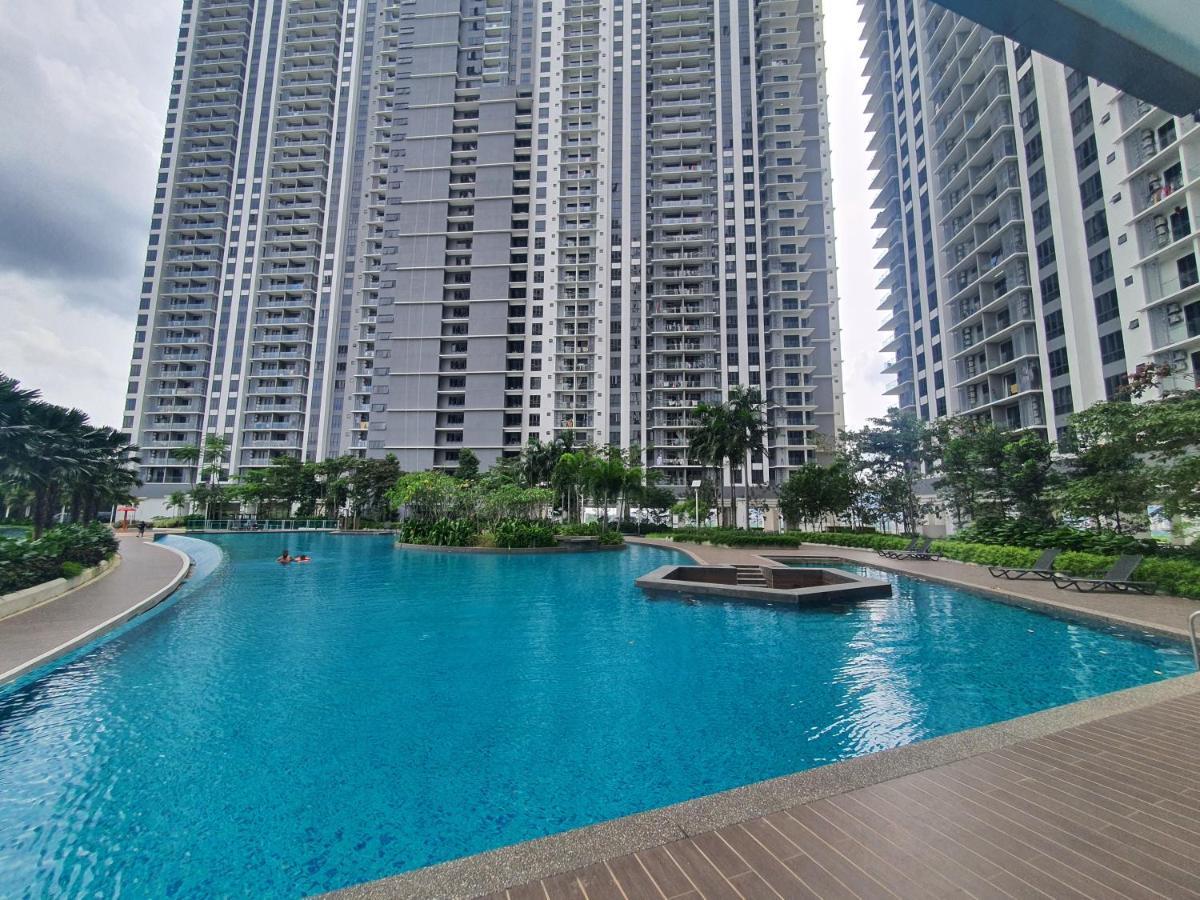 United Point 6 Pax Near Mont Kiara Desa Park Kepong *