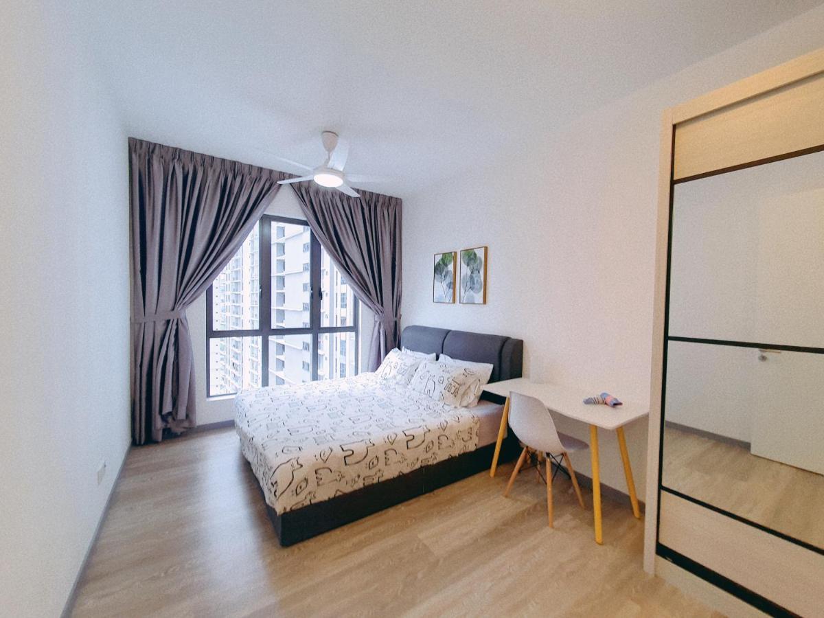 Apartment United Point 6 Pax Near Mont Kiara Desa Park Kepong *