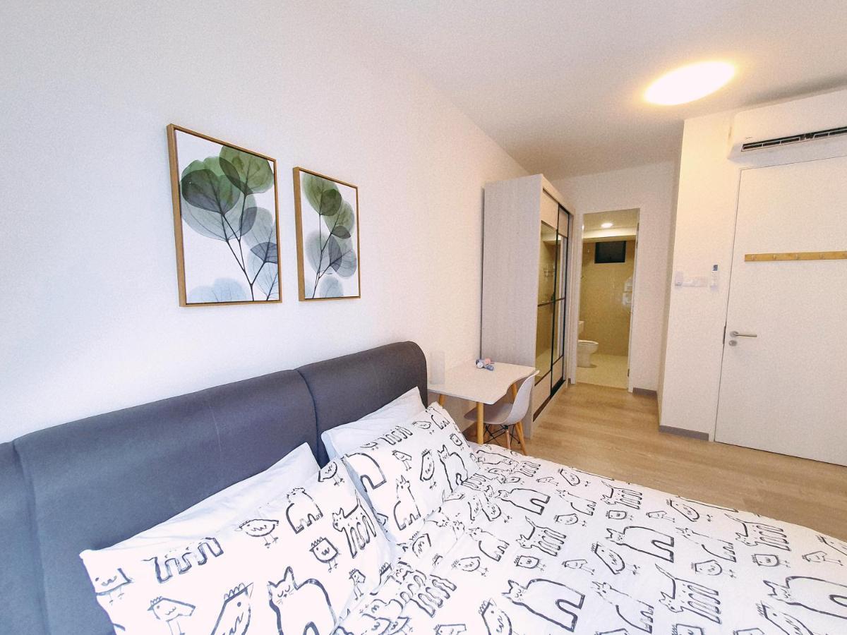 Apartment United Point 6 Pax Near Mont Kiara Desa Park Kepong