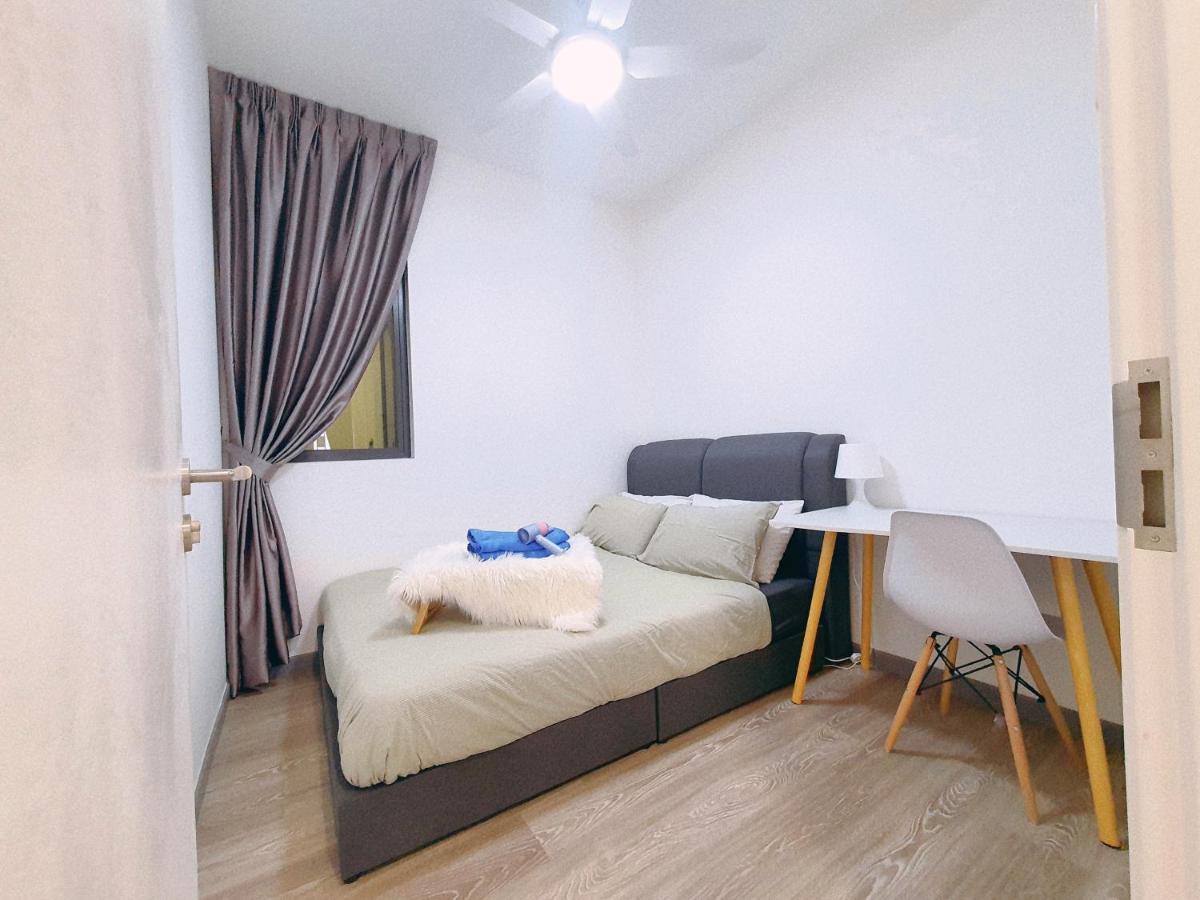 United Point 6 Pax Near Mont Kiara Desa Park Kepong Apartment Kuala Lumpur